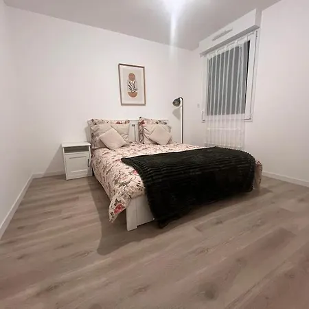 Wifi Parking Paris Apartment Chessy (Seine-et-Marne)