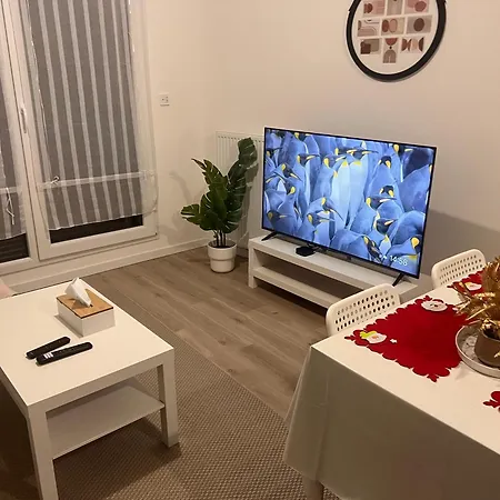 Apartament Wifi Parking Paris *